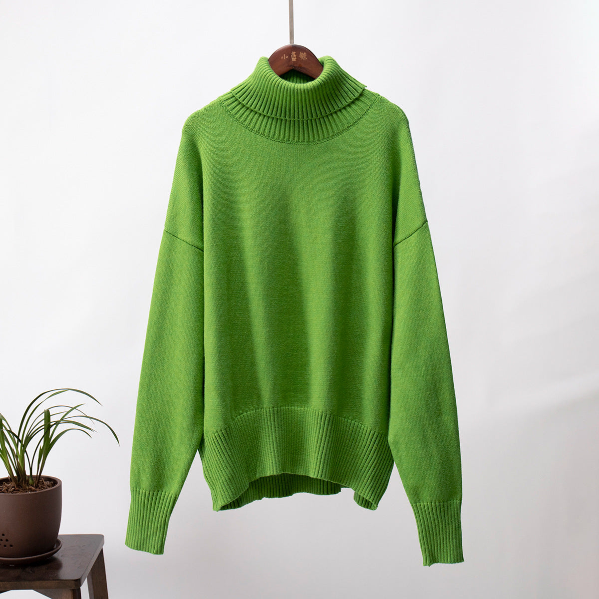 Women's Loose Knitted Pullover Sweater