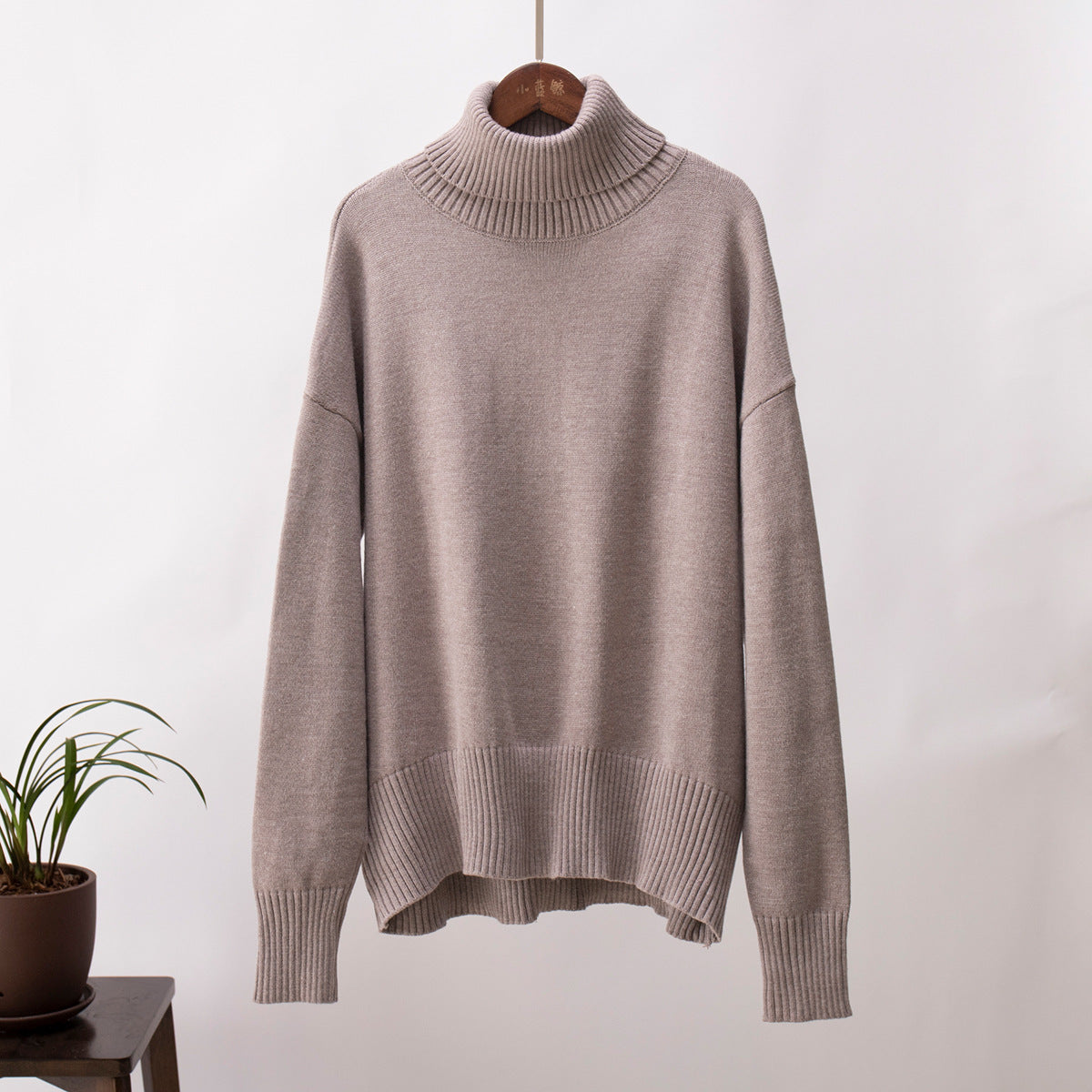 Women's Loose Knitted Pullover Sweater